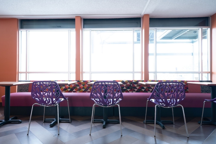 Imagen de los interiores del Hotel AmericInn by Wyndham Omaha Near Zoo. Foto 12