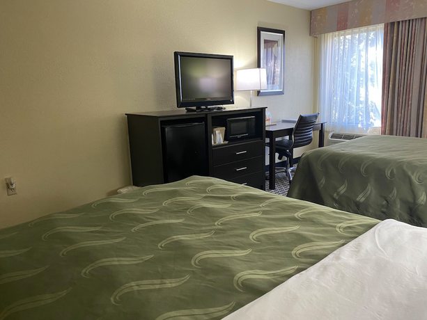 Imagen de la habitación del Hotel AmericInn by Wyndham Reedsburg. Foto 2