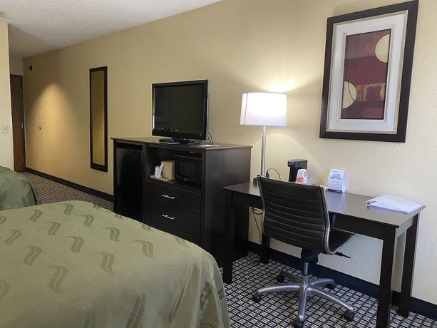 Imagen de la habitación del Hotel AmericInn by Wyndham Reedsburg. Foto 3