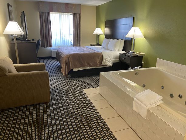 Imagen de la habitación del Hotel AmericInn by Wyndham Reedsburg. Foto 5