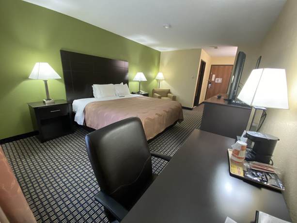 Imagen de la habitación del Hotel AmericInn by Wyndham Reedsburg. Foto 7