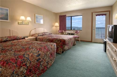 Imagen de la habitación del Hotel AmericInn by Wyndham Saint Ignace. Foto 3