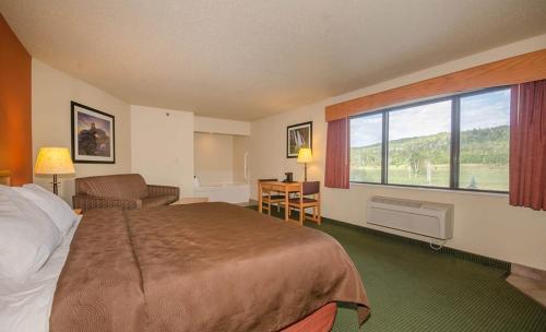 Imagen de la habitación del Hotel AmericInn by Wyndham Silver Bay. Foto 7