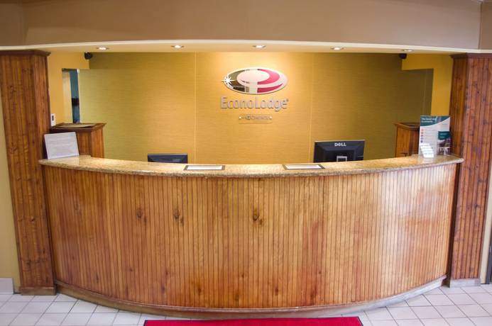 Imagen de los interiores del Hotel AmericInn by Wyndham Urbana/Champaign University Area. Foto 19