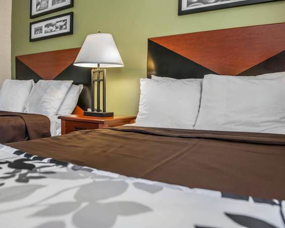 Imagen de la habitación del Hotel AmericInn by Wyndham Urbana/Champaign University Area. Foto 11