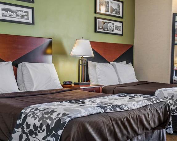 Imagen de la habitación del Hotel AmericInn by Wyndham Urbana/Champaign University Area. Foto 12