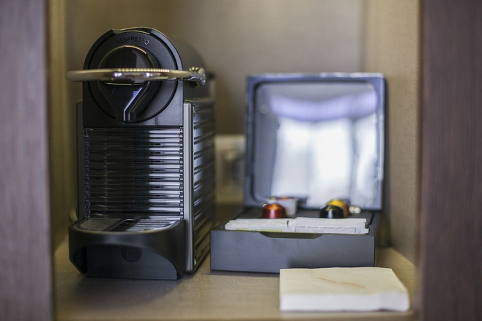 Imagen de la habitación del Hotel America Barcelona. Foto 5