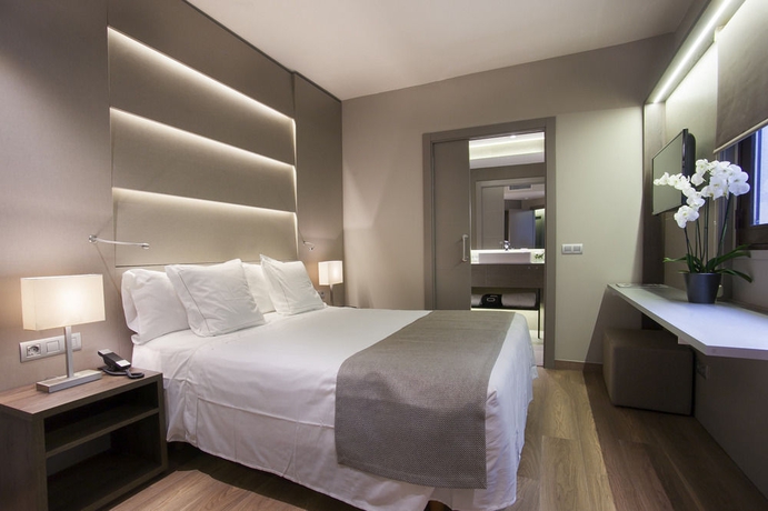 Imagen de la habitación del Hotel America Barcelona. Foto 7