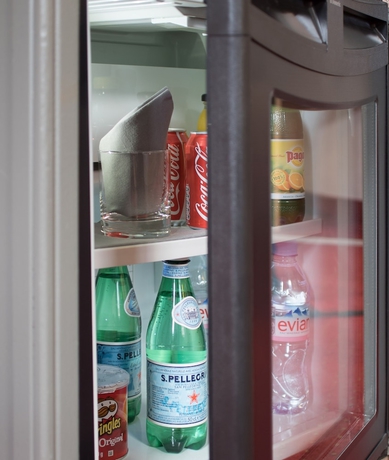 Imagen de la habitación del Hotel America, Cannes. Foto 11