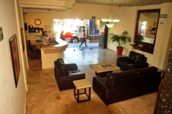 Imagen de los interiores del Hotel America Centro. Foto 12