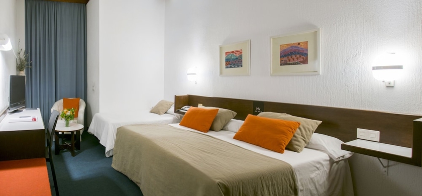 Imagen de la habitación del Hotel America, Igualada. Foto 9