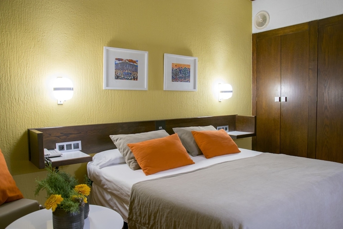 Imagen de la habitación del Hotel America, Igualada. Foto 12