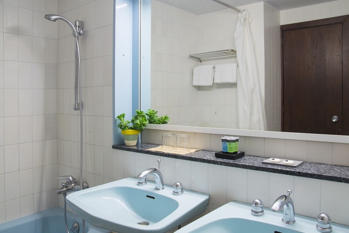 Imagen de la habitación del Hotel America, Igualada. Foto 17