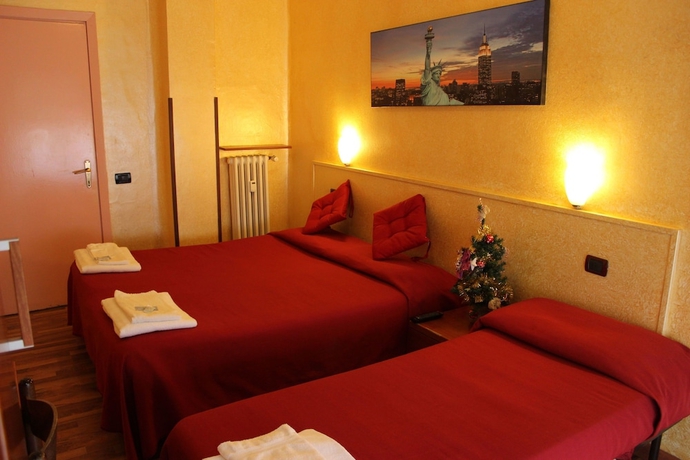 Imagen de la habitación del Hotel America, Mil&aacute;n. Foto 5