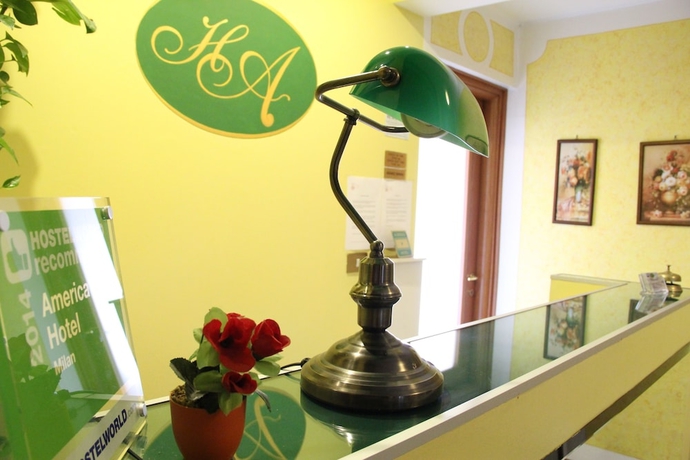 Imagen de los interiores del Hotel America, Mil&aacute;n. Foto 19