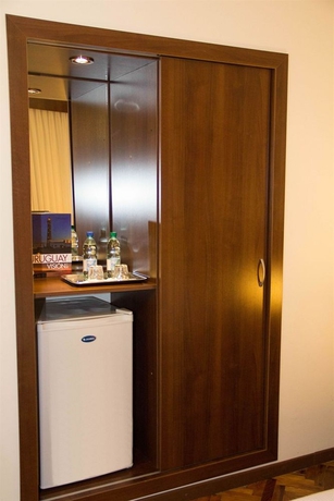 Imagen de la habitación del Hotel America, Montevideo. Foto 6