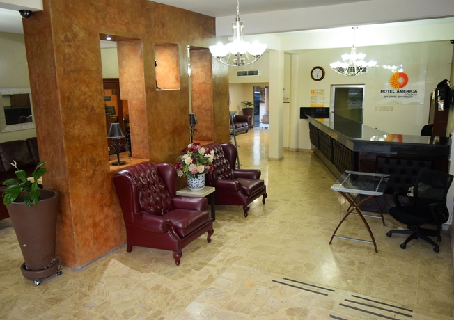 Imagen de los interiores del Hotel America Palacio. Foto 11