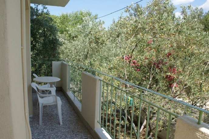 Imagen de la habitación del Hotel America, Tasos. Foto 7