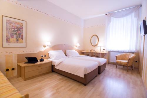 Imagen general del Hotel America, Trento. Foto 2