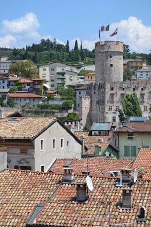 Imagen de la habitación del Hotel America, Trento. Foto 12