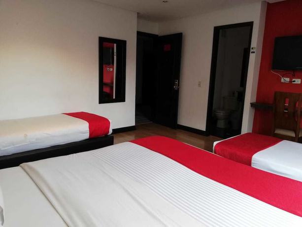 Imagen de la habitación del Hotel American Deluxe BC. Foto 5