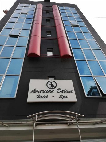 Imagen general del Hotel American Deluxe BC. Foto 1