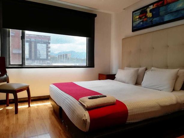 Imagen de la habitación del Hotel American Deluxe BC. Foto 11