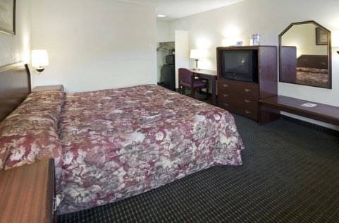 Imagen de la habitación del Hotel American Eagle Inn Fayetteville. Foto 3