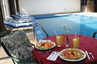 Imagen de la piscina del Hotel American Eurotel. Foto 5