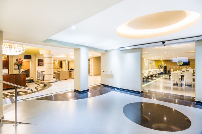 Imagen de los interiores del Hotel American Golf. Foto 17