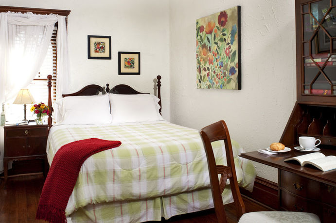 Imagen de la habitación del Hotel American Guest House. Foto 9