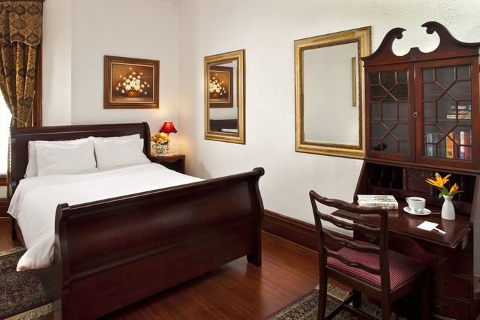 Imagen de la habitación del Hotel American Guest House. Foto 16