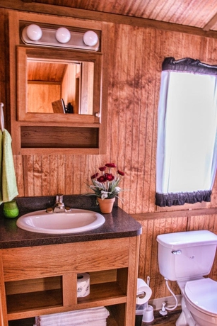 Imagen de la habitación del Hotel American Heritage Rv Park. Foto 13