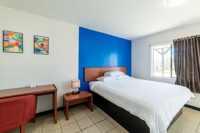 Imagen de la habitación del Hotel American Inn, Baton Rouge. Foto 3