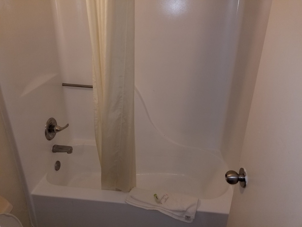 Imagen de la habitación del Hotel American Inn Chesapeake &ndash; Portsmouth. Foto 18