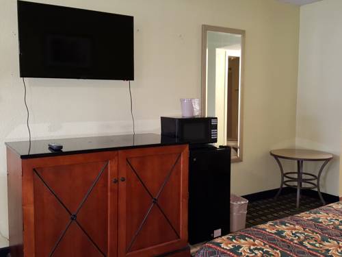 Imagen de la habitación del Hotel American Inn, Columbia. Foto 9