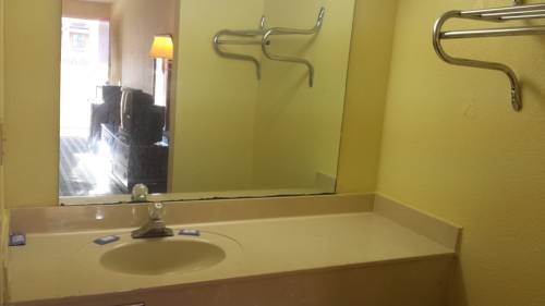 Imagen de la habitación del Hotel American Inn, Columbia. Foto 10