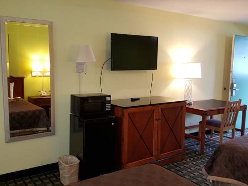 Imagen de la habitación del Hotel American Inn, Columbia. Foto 11