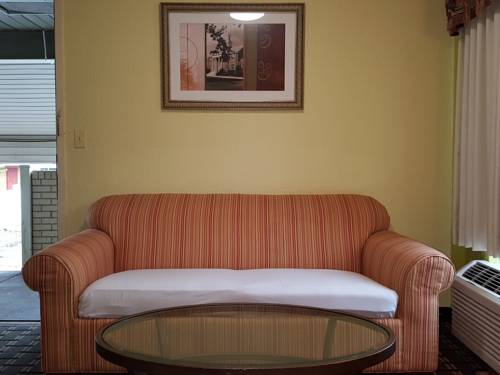 Imagen de la habitación del Hotel American Inn, Columbia. Foto 16