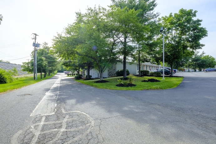 Imagen de los exteriores del Hotel American Inn. Foto 18