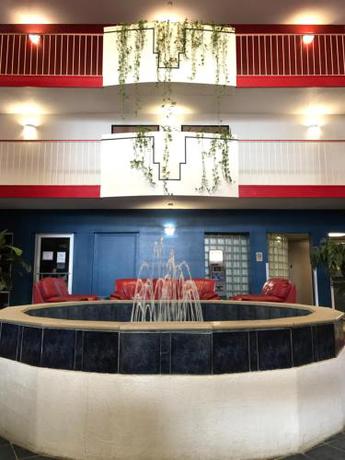 Imagen general del Hotel American Inn Kansas City, KS. Foto 5