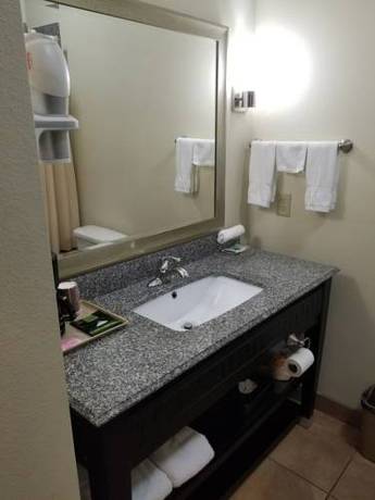 Imagen de la habitación del Hotel American Inn Madill. Foto 3