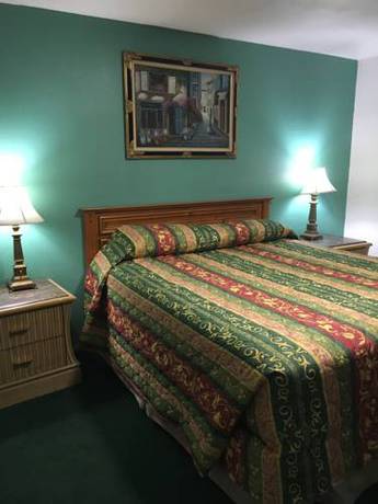 Imagen de la habitación del Hotel American Inn Motel. Foto 4