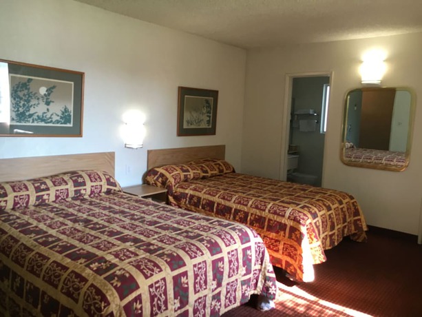 Imagen de la habitación del Hotel American Inn Ontario. Foto 3