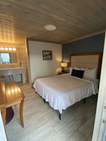 Imagen de la habitación del Hotel American Inn, Pensacola . Foto 18