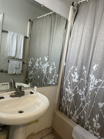 Imagen general del Hotel American Inn, Perris. Foto 14