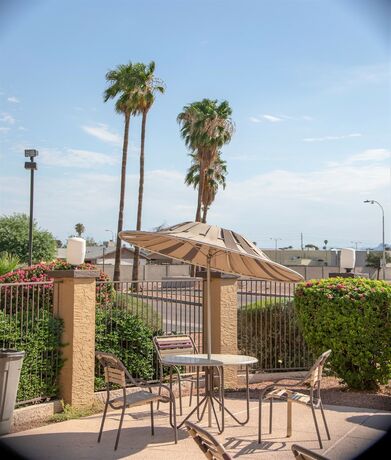 Imagen general del Hotel American Inn, Phoenix. Foto 3