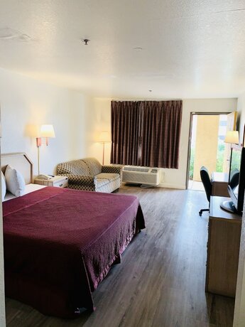 Imagen de la habitación del Hotel American Inn, Phoenix. Foto 17