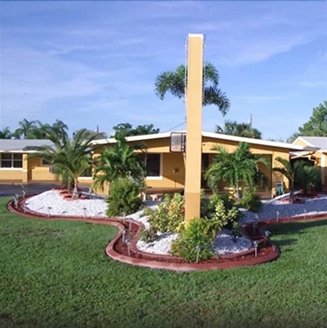 Imagen de los exteriores del Hotel American Inn Punta Gorda. Foto 19