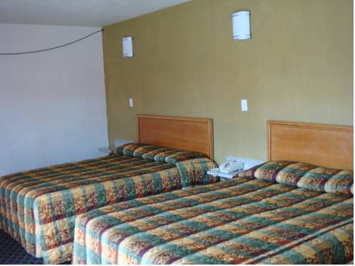 Imagen de la habitación del Hotel American Inn, Rosemead. Foto 3